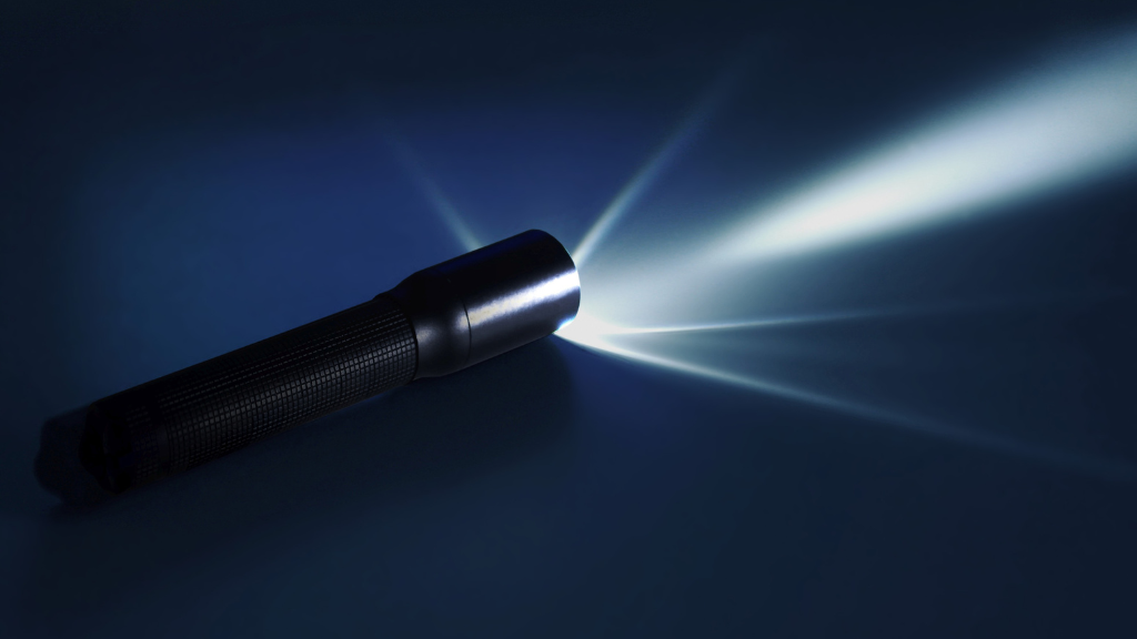 راهنمای خرید چراغ قوه