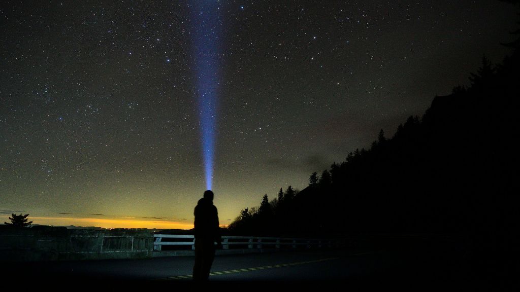 چراغ قوه ساخت کدام کشور است؟